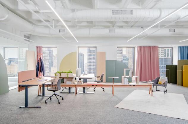 Studio Hopkins 为 Pair 市南办公室设计的新模块化办公家具系列